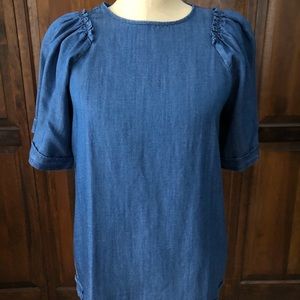 Full sleeve denim shirt